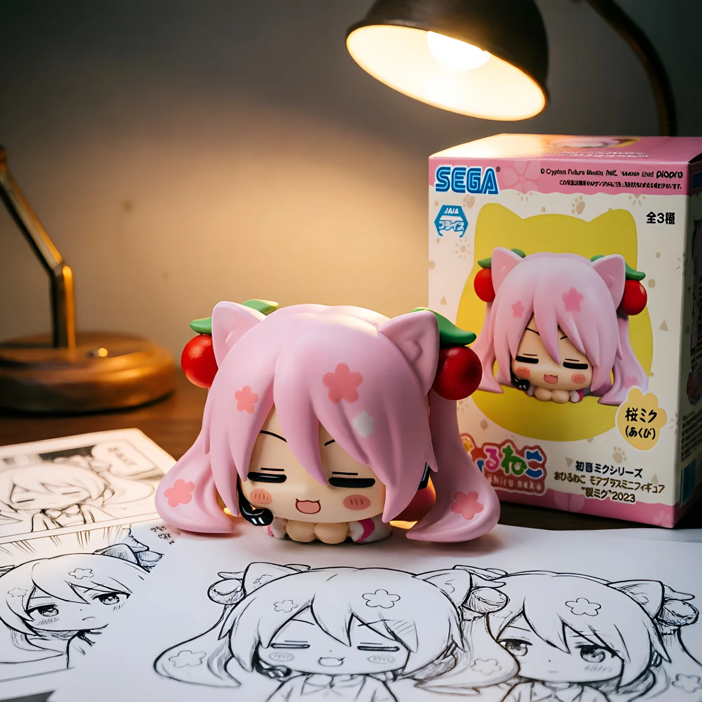初音未来 樱 打哈欠-5CM